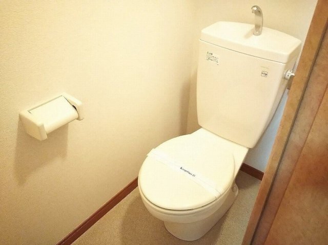 【レオパレス東部のトイレ】