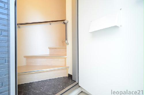 玄関　設備・使用は号室により異なる為、現況を優先致します。