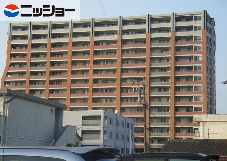 グランステーシア津新町602号の建物外観