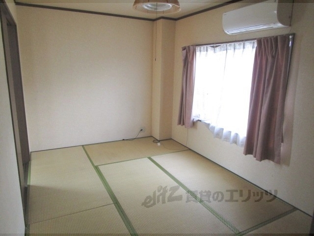 居室・リビング　和室