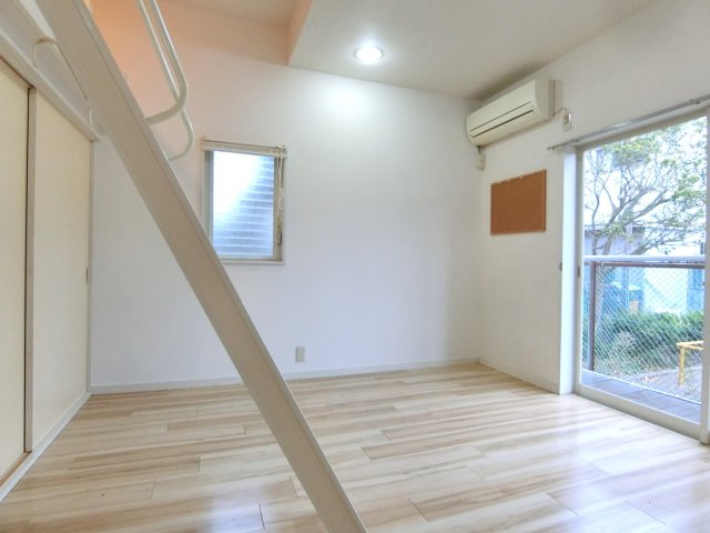 居室・リビング　洋室