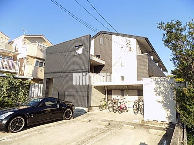 建物外観　周辺にはアピタ新守山店やホームセンターなどがあり周辺環境◎