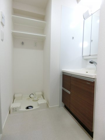 洗面設備　詳細は、RISUMO江坂本店→06-6155-7137まで♪