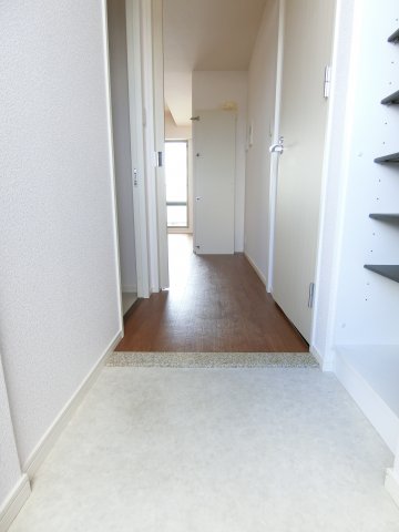 玄関　詳細は、RISUMO江坂本店→06-6155-7137まで♪