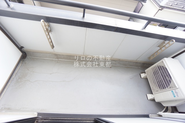 バルコニー　バルコニー付！お天気のいい日は洗濯物も気持ちよく干せますね！