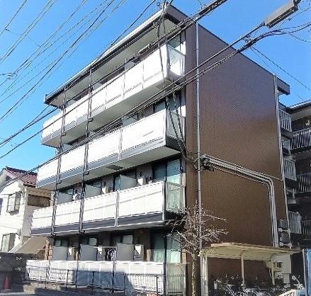 【レオパレスグリーン　サカエの建物外観】