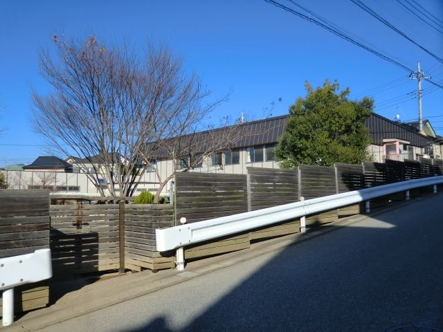 【流山市三輪野山のマンションの幼稚園・保育園】