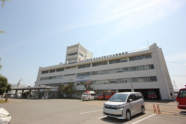 【小松島市金磯町のマンションの役所】