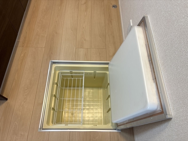 その他設備　床下収納