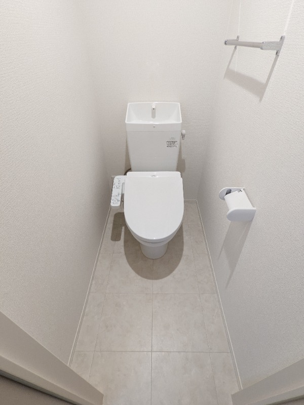 トイレ　図面と現状に相違がある場合には現状を優先