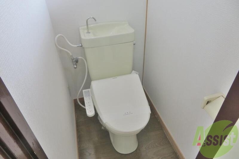 トイレ　おっとシャワートイレですね。私にはもはや必需品なんです