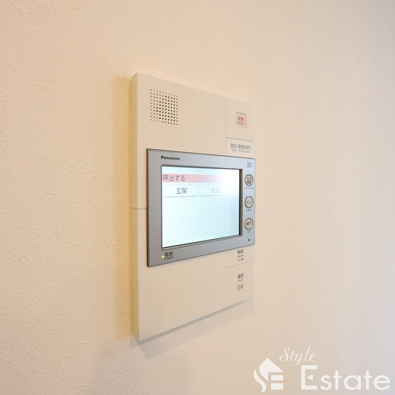セキュリティ　モニター付きインターホン