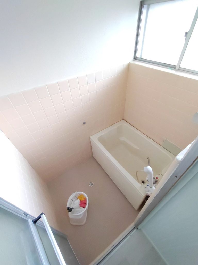 バス・シャワールーム　バス