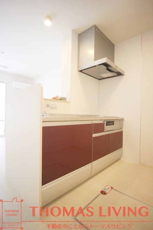 キッチン　ＩＨシステムキッチンで使いやすい調理スペース。