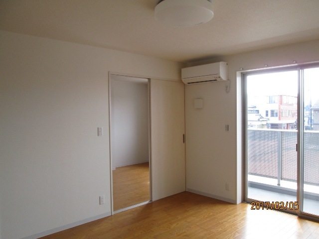 居室・リビング　ＬＤＫ～洋室