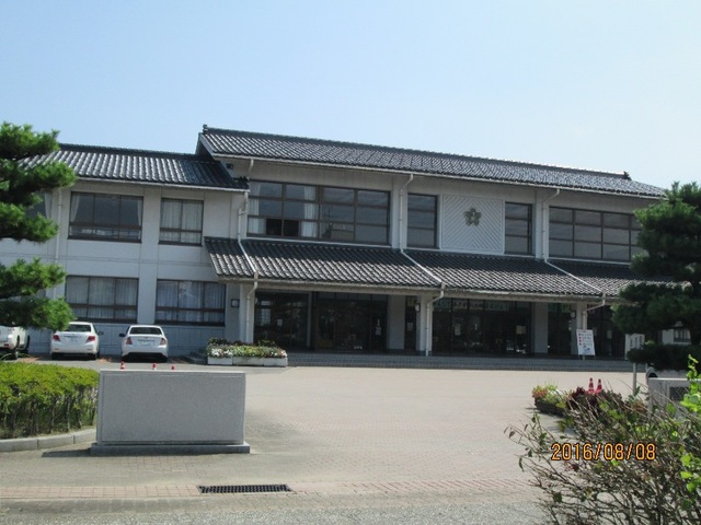 小学校　高岡市立下関小学校（小学校）まで860m