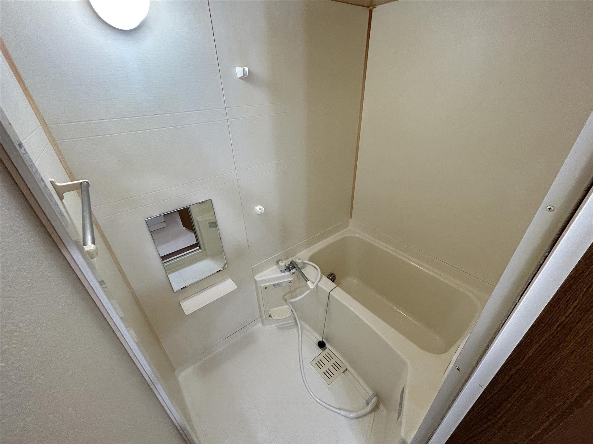 バス・シャワールーム　浴室