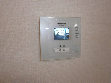 セキュリティ　来訪者を確認できます。（同物件別部屋の写真です）