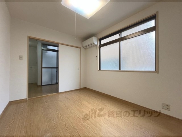 居室・リビング　洋室