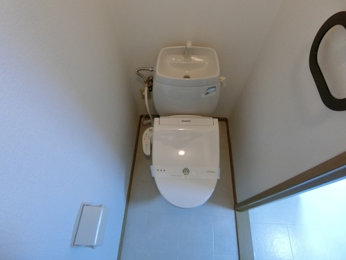 トイレ　別のお部屋の写真になります。※現況優先