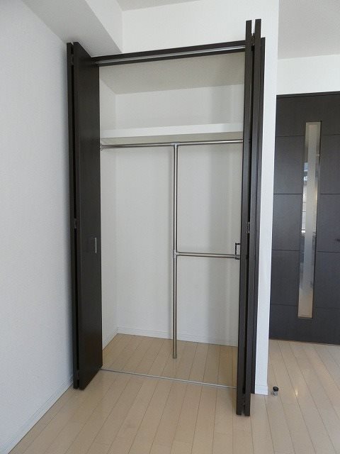 ファーストリアルタワー新宿の内装写真