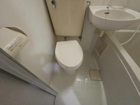 トイレ　トイレ