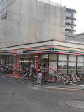 コンビニ　セブンイレブン 近鉄長瀬駅北店（コンビニ）まで566m
