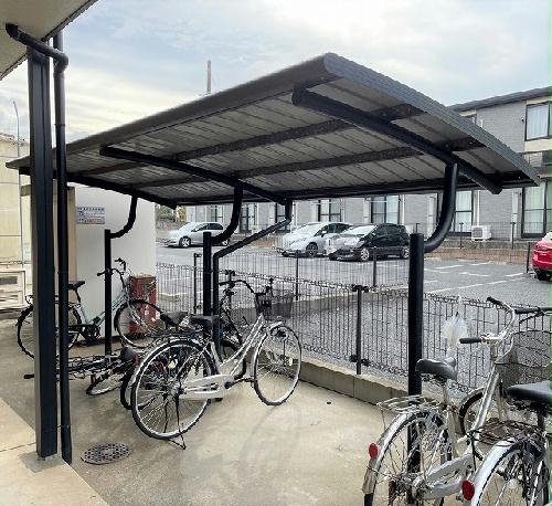 その他共有部分　屋根付き駐輪場完備