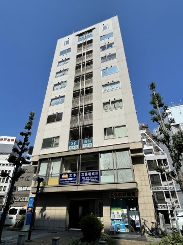 建物外観　外観は落ち着いています