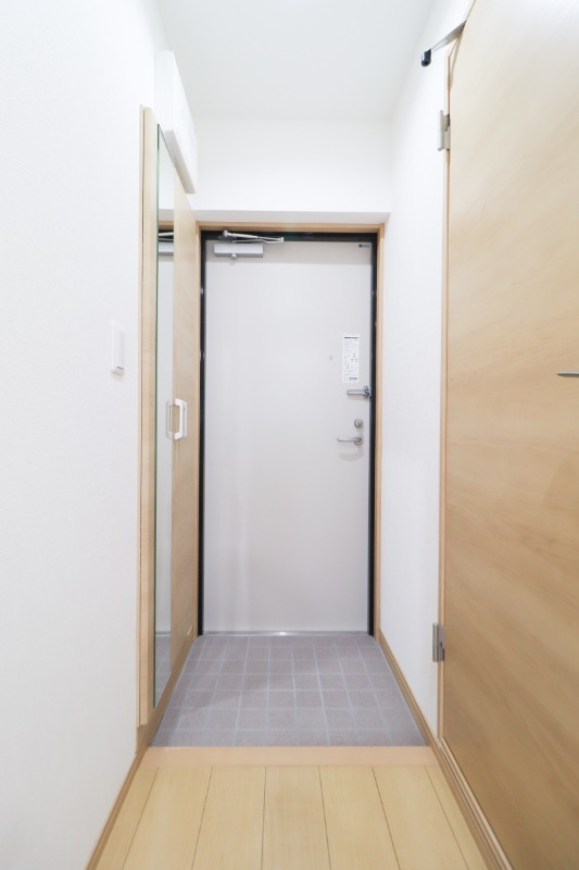 玄関　図面と現状に相違がある場合には現状を優先