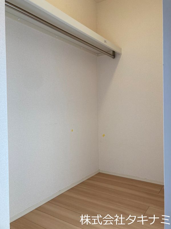 収納　ウォークインクローゼット