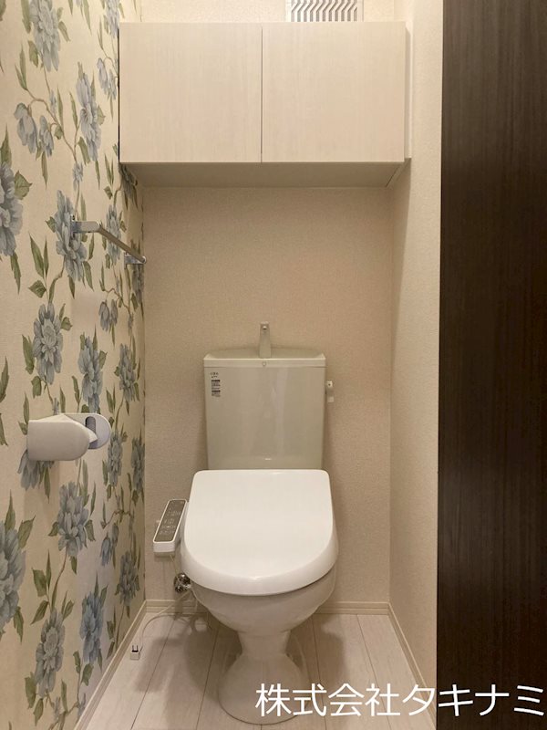 トイレ　温水洗浄暖房便座