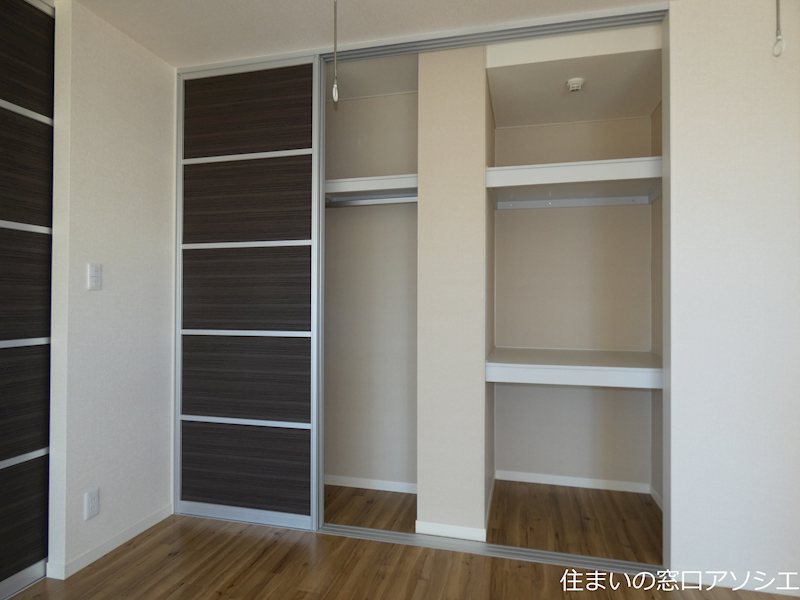 収納　クローゼット