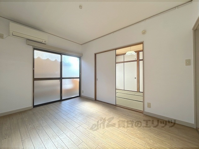 居室・リビング　洋室