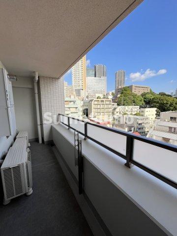 バルコニー　お洗濯にも便利なバルコニー付き