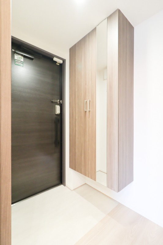 玄関　図面と現状に相違がある場合には現状を優先