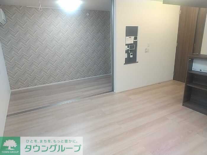 居室・リビング　エントランス