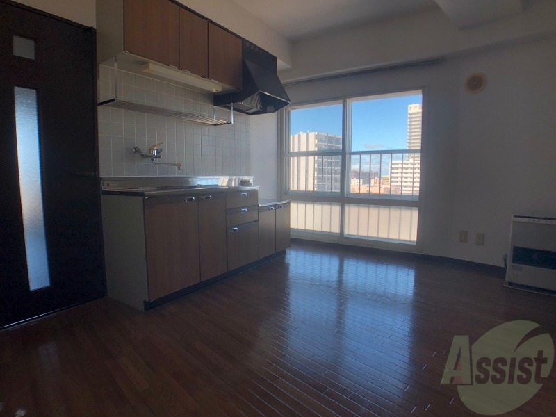 居室・リビング　広くてキレイなお部屋が広がっていて、充実した生活が送れそう。