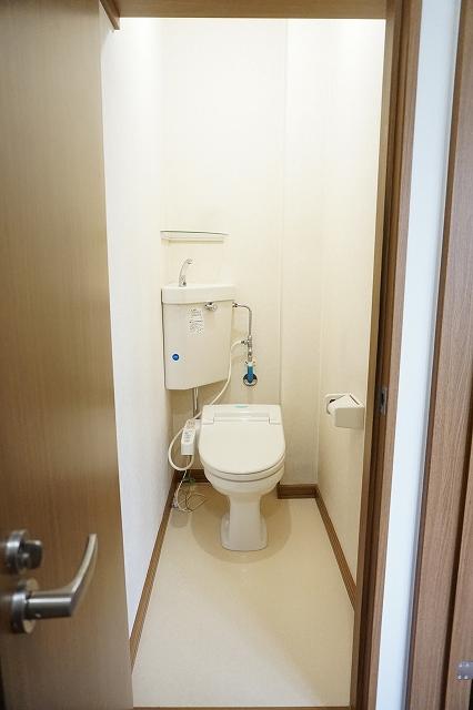 トイレ　トイレ