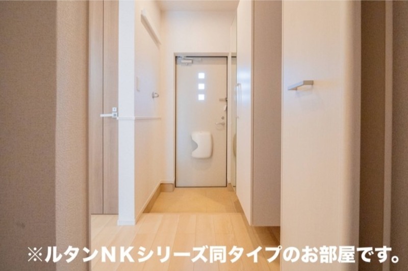 玄関　図面と現状に相違がある場合には現状を優先