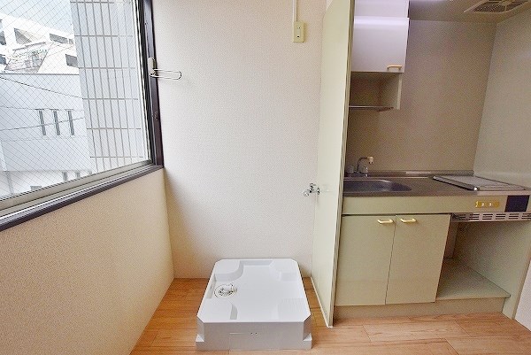 その他設備　★外に置くと壊れるし汚れるよね・・・そんなあなたに室内洗濯機