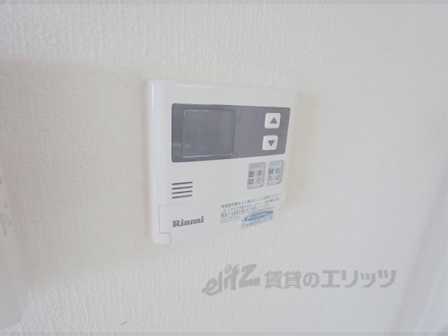 その他設備　給湯器リモコン