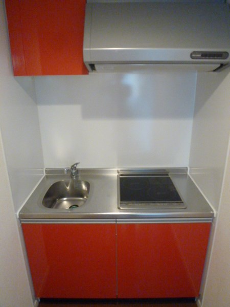 キッチン　都市ガス・2口IHコンロ付きのキッチンです。