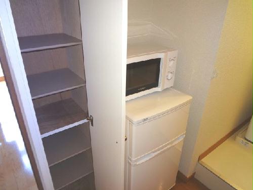 その他　電子レンジ、冷蔵庫、収納有り