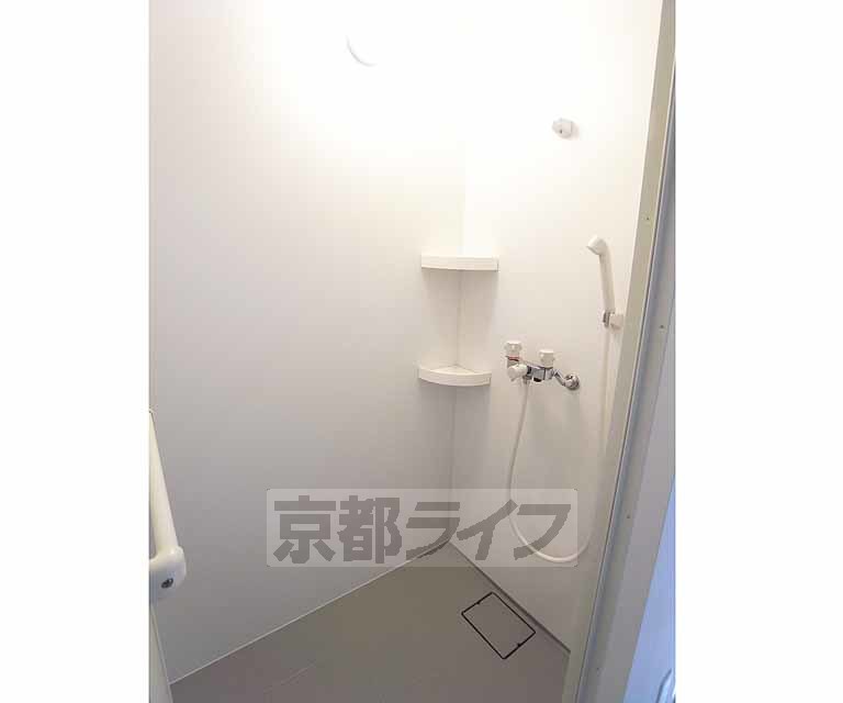 バス・シャワールーム　きれいなバスです