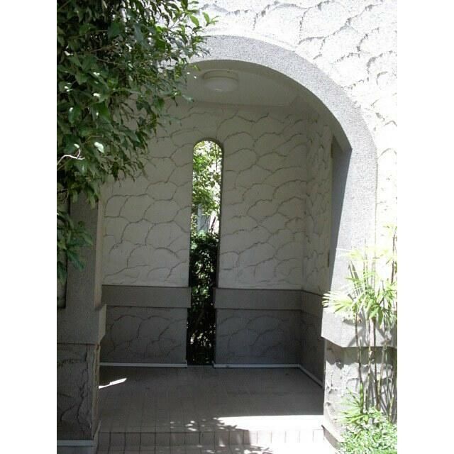 玄関　★２面採光★