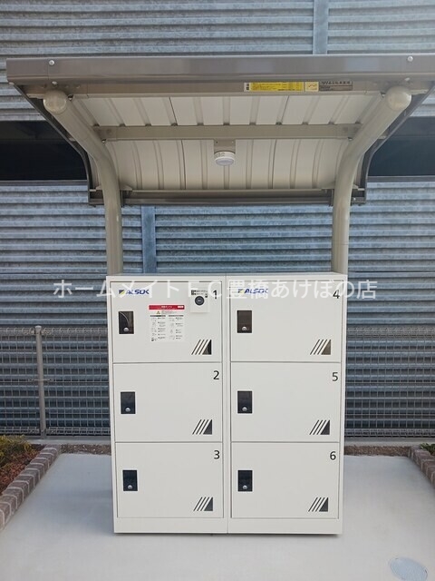 玄関　同型完成モデル