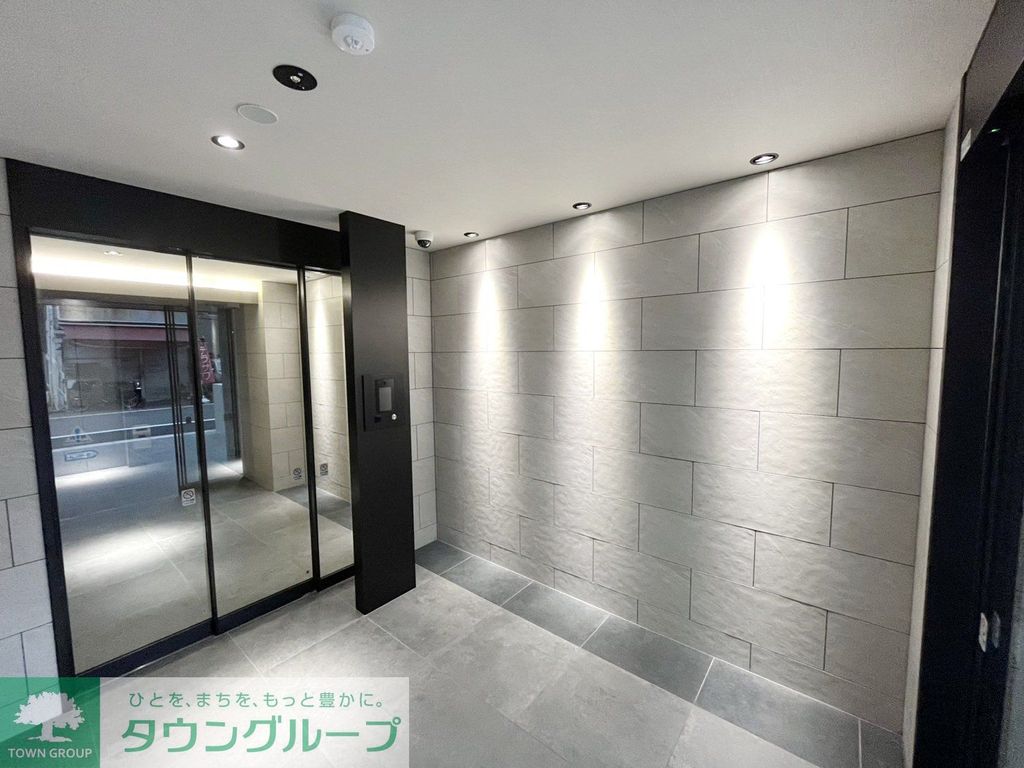 エントランス　エントランス