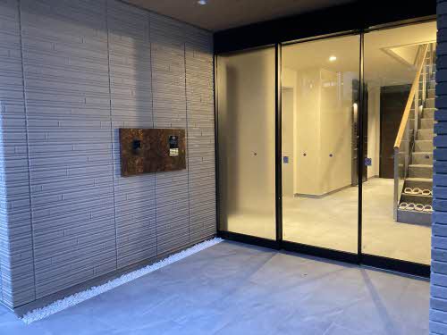 エントランス　エントランス