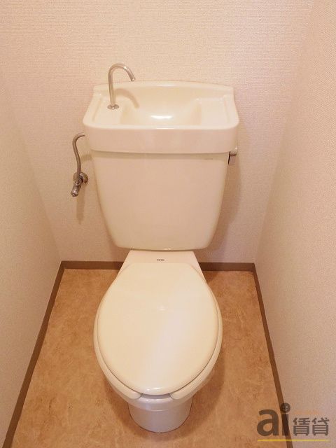 トイレ　※同仕様写真です